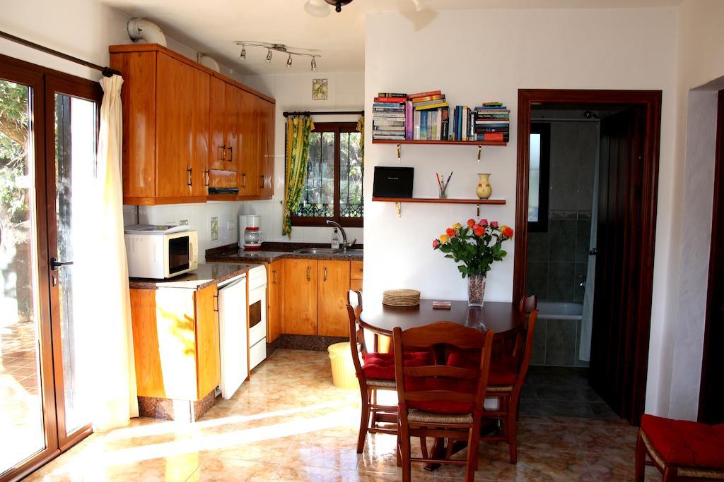 El Roble Holidays Alhaurin el Grande Bilik gambar